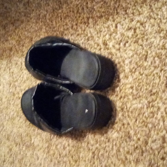 Shoes - Picture 3 of 6